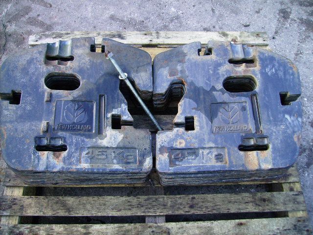 13 x 45KG New Holland Wafer weights